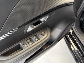 Peugeot 208 Allure  LED ACC CarPlay Kamera - bilder 1