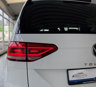 Volkswagen Touran Comfortline TDi Autom., LED 7-Sitzer Navi AHK - bilder 28
