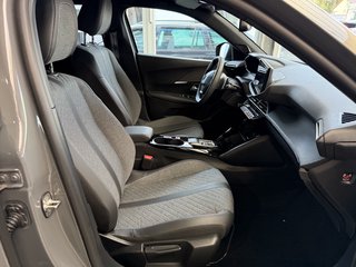 Peugeot 2008 Allure Autom., LED Kamera ACC CarPlay - foto 1