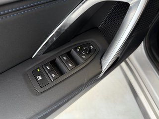 BMW X1 18 i sDrive M Sport Autom., LED Navi Kamera - bilder 8