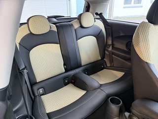 MINI Cooper Sport. LED CarPlay Kamera Sitzheizung - photo 2