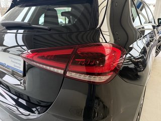 Mercedes-Benz A 200 Automatik Pano LED Navi Winterpaket - foto 8
