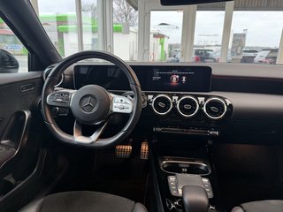 Mercedes-Benz A 200 Automatik Pano LED Navi Winterpaket - foto 3