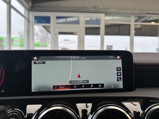 Mercedes-Benz A 200 Automatik Pano LED Navi Winterpaket - foto 14