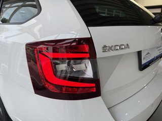 Skoda Octavia Combi RS Autom. LED Navi Kamera Allwetter - foto 13