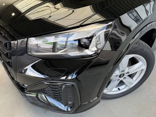 Audi Q2 35 TFSI S line Sport Autom., Black Matrix Kamera ACC - foto 7