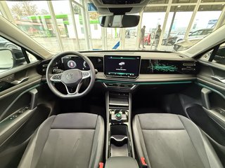 Volkswagen Tiguan Elegance Autom., IQ Light Navi 360Kamera ACC - foto 6