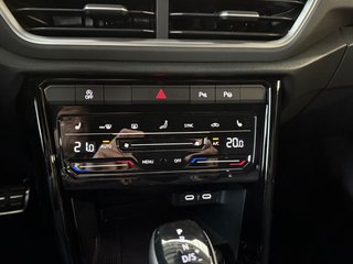 Volkswagen T-Roc R-Line Sport Autom., IQ Light +IQ Drive Virtual Kamera - photo 15