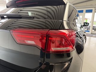 Volkswagen T-Roc United Autom.. Navi PDC Standhzg. CarPlay + Allwetter - bilder 8