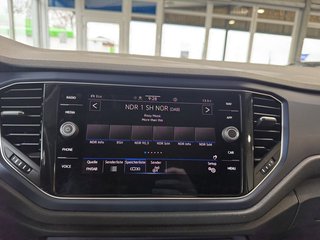 Volkswagen T-Roc United Autom.. Navi PDC Standhzg. CarPlay + Allwetter - bilder 15