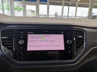 Volkswagen T-Roc United Autom.. Navi PDC Standhzg. CarPlay + Allwetter - bilder 18