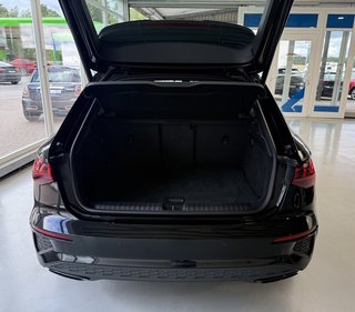 Audi A3 Sportback 35 TFSI S line Black Optik, Navi LED Kamera ACC - foto 6