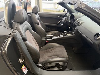 Audi TT Roadster 1.8 TFSI Navi PDC Tempomat - bilder 10