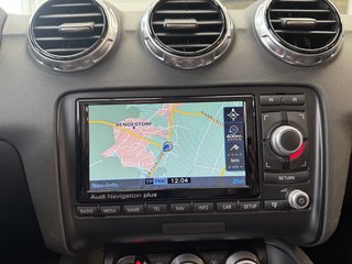 Audi TT Roadster 1.8 TFSI Navi PDC Tempomat - bilder 12