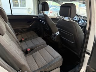 Volkswagen Touran Comfortline BMT/Start-Stopp Autom., LED CarPlay Virtual 7-Sitze ACC - bilder 2