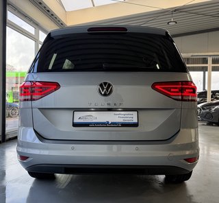 Volkswagen Touran Comfortline BMT/Start-Stopp Autom., LED CarPlay Virtual 7-Sitze ACC - bilder 28