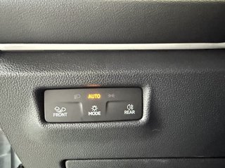 Volkswagen Tiguan Elegance Autom., IQ Light 360Kamera Navi ACC - foto 11