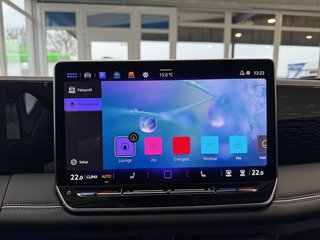 Volkswagen Tiguan Elegance Autom., IQ Light 360Kamera Navi ACC - foto 19