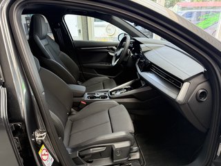 Audi A3 Sportback S-Line Sport Autom., Matrix Sonos Pano ACC - foto 1