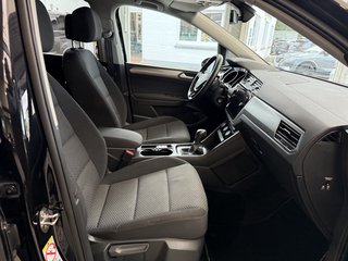 Volkswagen Touran Comfortline Autom., ACC 7-Sitzer PDC CarPlay - foto 2