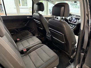 Volkswagen Touran Comfortline Autom., ACC 7-Sitzer PDC CarPlay - foto 3