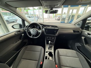 Volkswagen Touran Comfortline Autom., ACC 7-Sitzer PDC CarPlay - foto 6