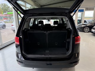 Volkswagen Touran Comfortline Autom., ACC 7-Sitzer PDC CarPlay - foto 8