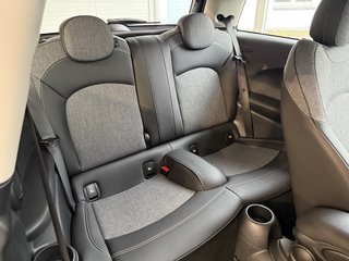 MINI Cooper S Sport Autom., LED Kamera CarPlay Virtual - foto 2