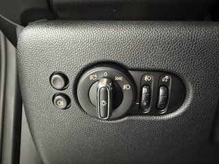 MINI Cooper S Sport Autom., LED Kamera CarPlay Virtual - foto 3