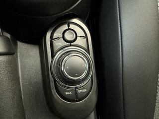 MINI Cooper S Sport Autom., LED Kamera CarPlay Virtual - foto 13