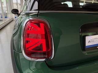 MINI Cooper S Sport Autom., LED Kamera CarPlay Virtual - foto 22