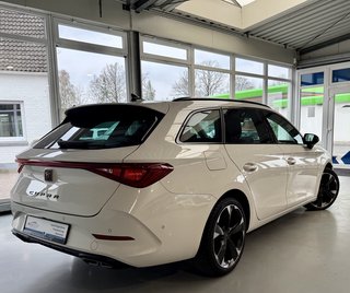 CUPRA Leon Sportstourer Autom. Sport, LED ACC Kamera Navi - foto 5