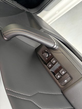 CUPRA Leon Sportstourer Autom. Sport, LED ACC Kamera Navi - foto 8