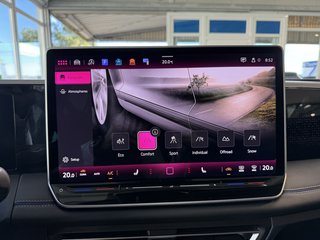 Volkswagen Tiguan R-Line Sport 4Motion Autom., IQ Light HuD AHK - bilder 22