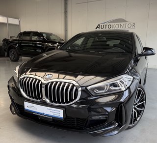 BMW 118 d M Sport Autom., LED Pano Navi HuD H/K Sound ACC - photo 2