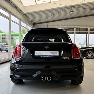 MINI Cooper S Sport Autom., LED ACC Navi Kamera - foto 6