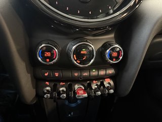 MINI Cooper S Sport Autom., LED ACC Navi Kamera - foto 10