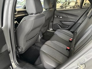 Peugeot 2008 Allure Sport Autom., LED CarPlay Kamera ACC - foto 9