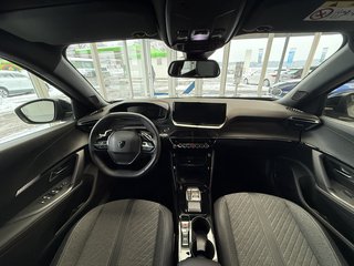 Peugeot 2008 Allure Sport Autom., LED CarPlay Kamera ACC - foto 4