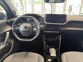 Peugeot 2008 Allure Sport Autom., LED CarPlay Kamera ACC - foto 2