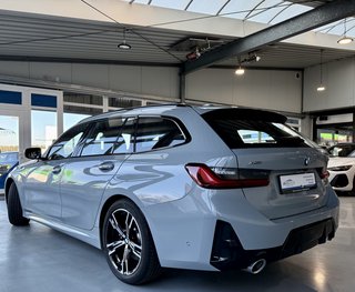 BMW 330 i xDrive M Sport Autom.. LED Navi Kamera ACC - foto 4