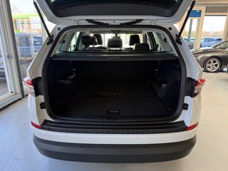 Skoda Kodiaq Style Autom., LED Navi 7-Sitzer Pano ACC - bilder 9