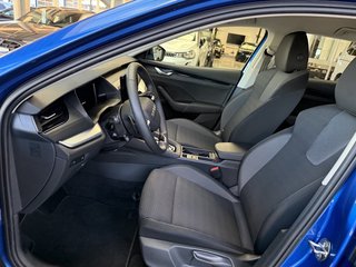 Skoda Octavia Combi Selection TDi Autom., LED Kamera ACC Virtual - bilder 9