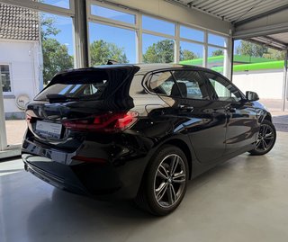 BMW 118 i Sport Line Autom., LED Navi PDC Tempomat - foto 6