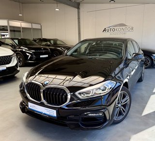 BMW 118 i Sport Line Autom., LED Navi PDC Tempomat - foto 18