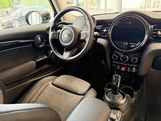 MINI Cooper Sport Autom., LED CarPlay Kamera Tempomat - photo 2