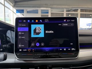 Volkswagen Golf VIII TDi Life LED CarPlay ACC Kamera - bilder 13