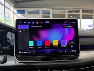 Volkswagen Golf VIII TDi Life LED CarPlay ACC Kamera - bilder 20
