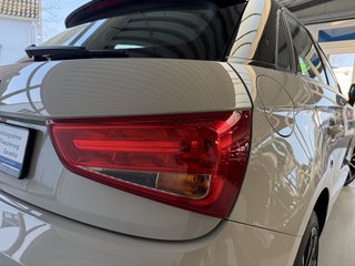 Audi A1 Sportback sport Tempomat Allwetter PDC - bilder 9