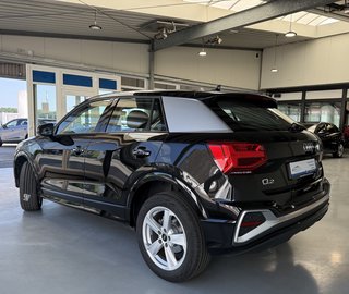 Audi Q2 35 TFSI S line Sport Autom., Matrix Kamera Virtual ACC - foto 4